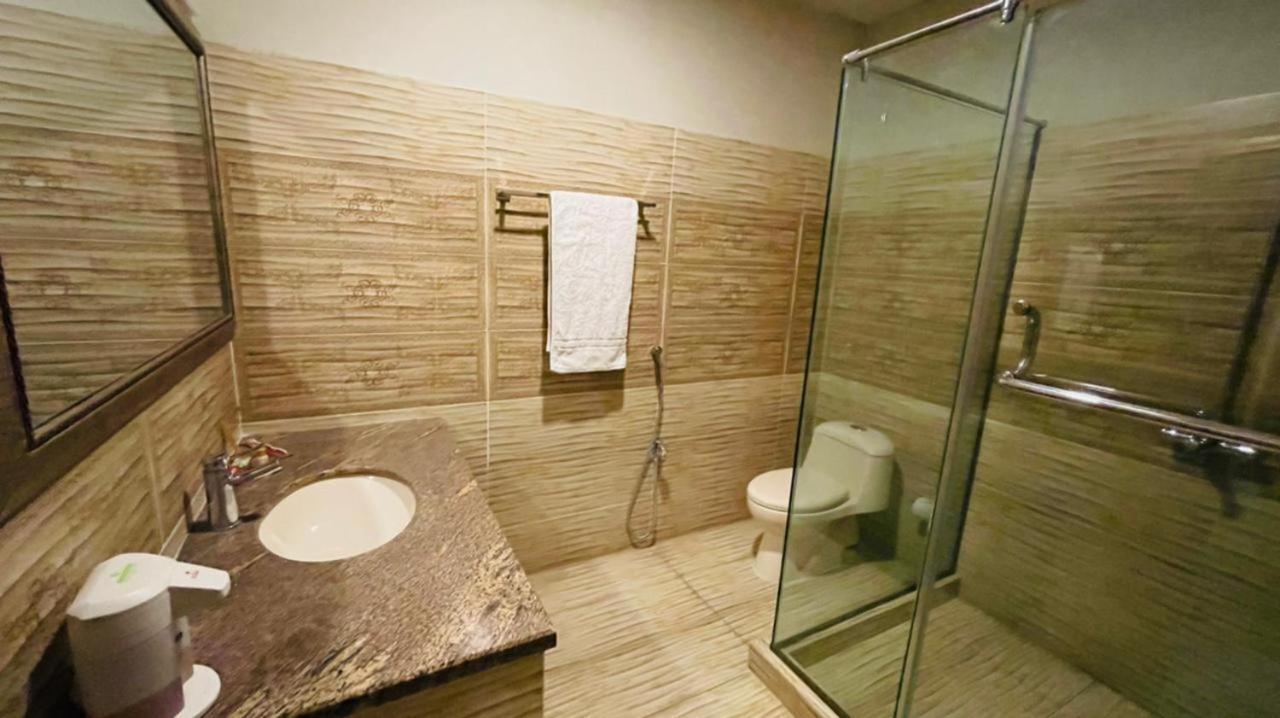 Golden Sand Hotel Rahim Yar Khan Eksteriør billede
