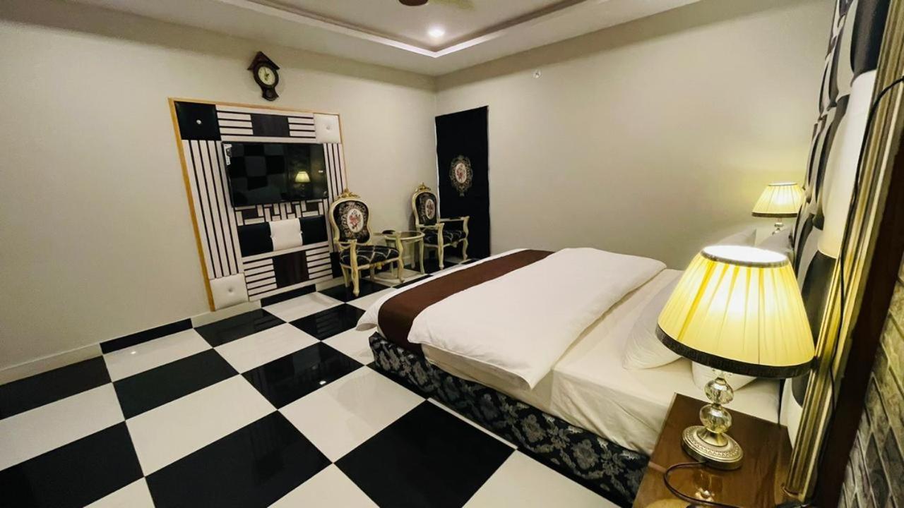 Golden Sand Hotel Rahim Yar Khan Eksteriør billede