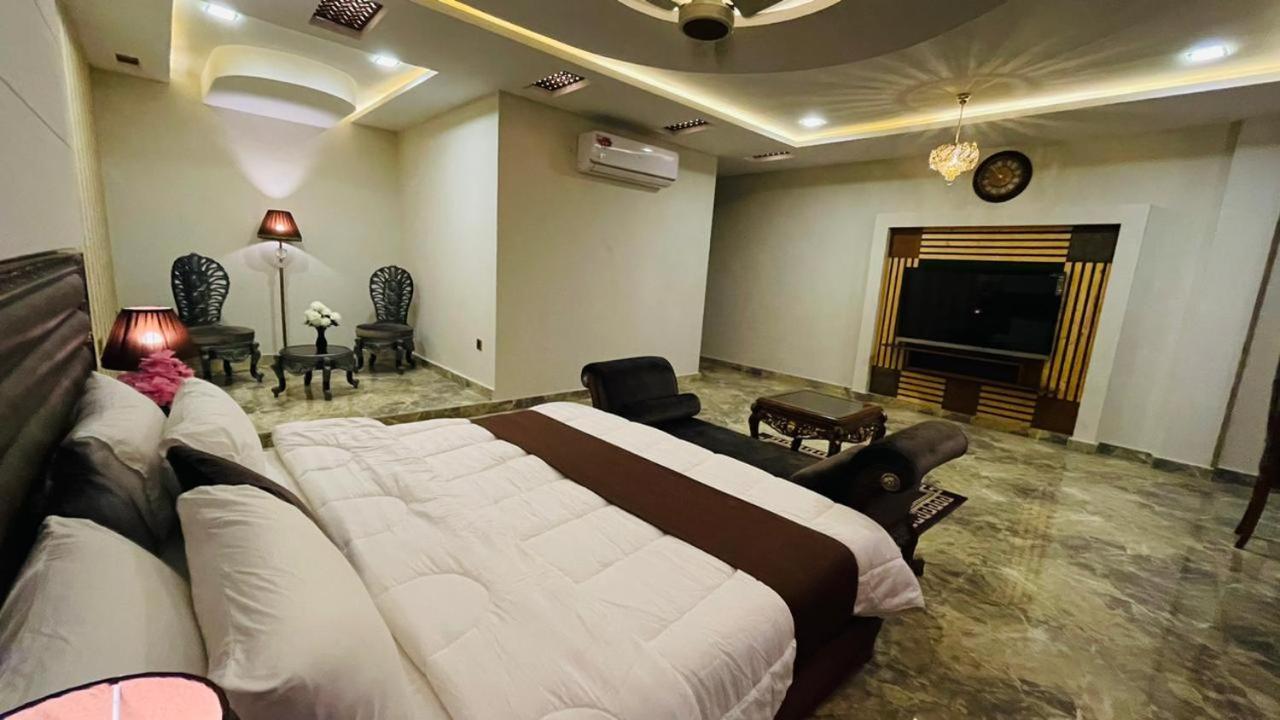 Golden Sand Hotel Rahim Yar Khan Eksteriør billede